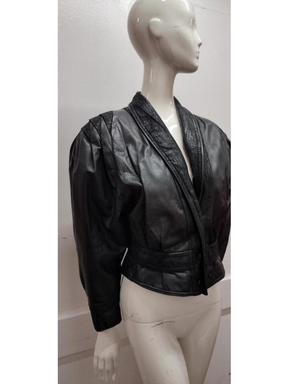 Black Tailored New Wave Avante-Garde 1980s Leather Short Jacket Bombshell S/M